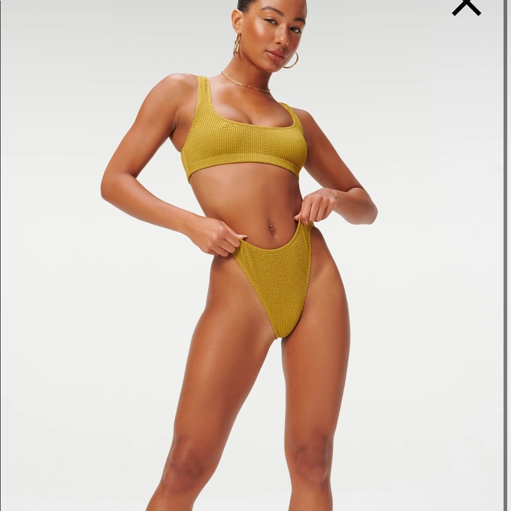 Good American Always Fits Good Waist Cheeky